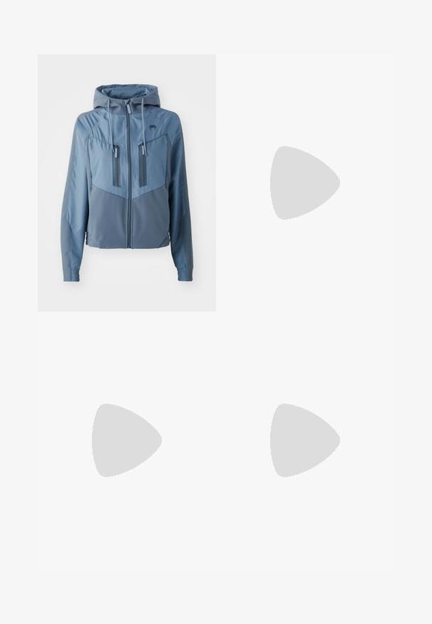 Ljusblå huvjacka gjord av mjukt, stretches tyg. Har fickor med dragkedja, kontrasterande paneler och en åtsittande midja.; Kortärmad atletisk t-shirt, mörkgrå med perforerad textur. Har en vit logotyp och kontrasterande sidostripes. Rundad halsringning.; Svarta shorts tillverkade av elastiskt material med en figurnära design. Har ett brett svart midjeband märkt "TECHFIT" och en vit logotyp på benet.; Svart löparskor med meshtopp, tre silverränder, vit mellansula och strukturerad sula. Har vadderad krage och snörning.