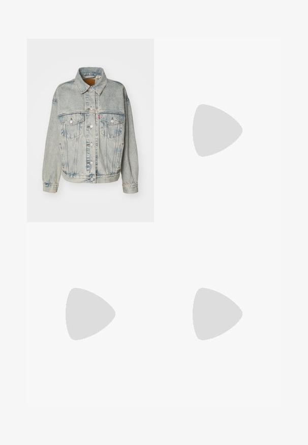 Levi's® 90S TRUCKER - Jakna iz džinsa - where's the tint trucker; Dve brezrokavne majice v črni in beli barvi, izdelane iz rebrastega bombaža, z okroglimi izrezi in prilegajočim oblikovanjem. Oznake so vidne na obeh.; Črne hlače z visokim pasom iz denima, z ravnim krojem, sprednjimi žepi, zadrgo in kovinsko zaponko.; Črne zamšene superge z belimi vezalkami, ki imajo izrazit bel stranski trak in črno gumijasto podplat, ter prikazujejo podrobnosti kontrastnega šivanja.