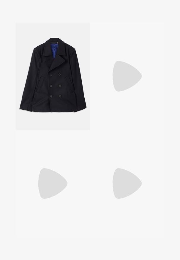 Cappotto doppiopetto blu navy realizzato in lana liscia, con due tasche frontali e rever a lancia. Interno foderato con tessuto di un blu brillante.; Camicia bianca a maniche lunghe con bottoni, realizzata in cotone, caratterizzata da una tasca sul petto con ricamo tonale, colletto e polsini con bottoni.; Pantaloni marroni a vita alta realizzati in tessuto testurizzato. Presentano gambe ampie e due pieghe frontali per struttura. Rifinitura curata senza hardware visibile.; Mocassini neri in pelle con una texture liscia, punta arrotondata e una striscia decorativa sulla tomaia. Tacco basso impilato, design minimalista.