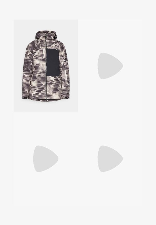 Chaqueta con capucha con un diseño abstracto en patrón de agua en negro y gris. Presenta un panel en el pecho completamente negro y una cremallera de longitud completa.; Chaqueta de terciopelo gris con cuello alto, cremallera completa, bolsillos laterales y un bolsillo en el pecho. Presenta un tejido texturizado y acentos en contraste.; Camiseta de algodón blanca de manga corta, con cuello redondo y un bolsillo en el pecho izquierdo que presenta un logotipo azul de "Patagonia". Corte clásico con una textura suave.; Pantalones oscuros de color gris, hechos de un tejido duradero, que cuentan con un bolsillo con cremallera, corte recto y trabillas para cinturón para un ajuste ajustable.; Zapatillas impermeables marrones con parte superior texturizada, acentos perforados, soporte para el talón negro y suela de goma gris. Los cordones tienen extremos metálicos.