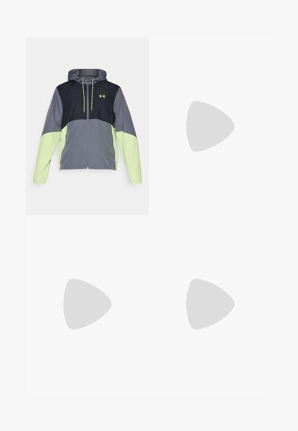 Under Armour LEGACY  - Vējjaka - castlerock/morph green; Baltas īsajiem piedurknēm sporta krekls, izgatavots no gludas auduma. Tam ir apaļa kakla izgriezums un pelēks logo uz kreisās krūtis, kā arī sānu šķēlumi apakšmalā.; Pelēki sporta šorti ar gludu, vieglu audumu un elastīgu jostasvietu, kurām ir iekšējas kompresijas šorti un sānu kabatas.; Balti sporta apavi ar teksturētu adītu augšdaļu, saites slēgšanu, mīkstu zoli un izteiksmīgu zīmola detaļu sānos.
