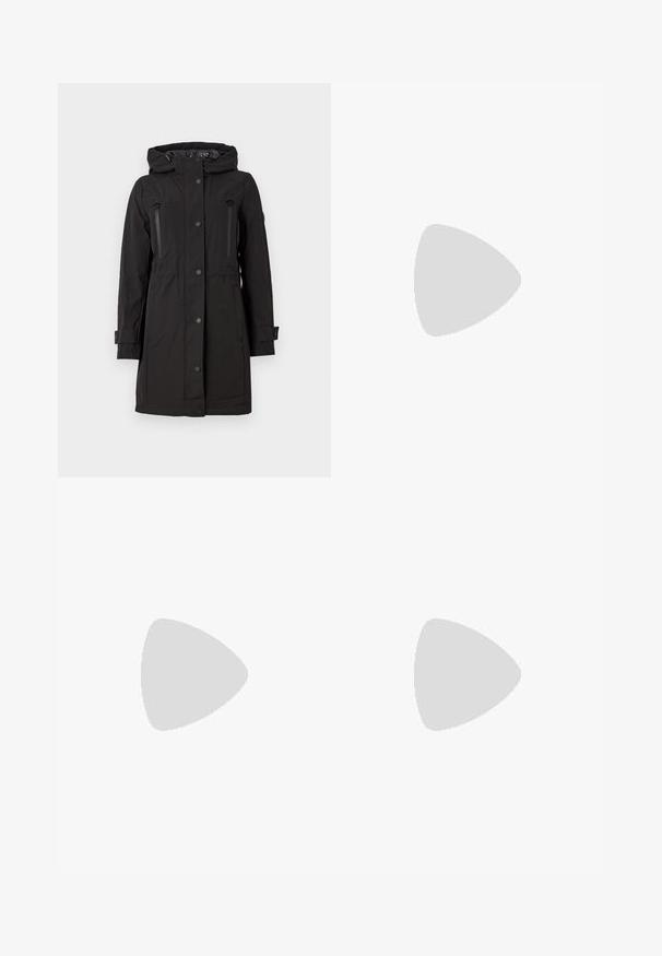 MICHAEL Michael Kors HOODED JACKET  - Parka - black; Čierne tričko s krátkym rukávom vyrobené z jemnej bavlny, s okrúhlym výstrihom a hladkým, rovnomerným povrchom s minimálnym dizajnom.; Ksubi STRIDER CUFF ORIGINAL - Široké nohavice - blue denim; Čierne kožené členkové topánky s špicatou špičkou a blokovým podpätkom, kombinované s lesklými striebornými nohavicami, predvádzajúce elegantné textúry a kontrastné farby.; Nanushka JEN - Kabelka - black