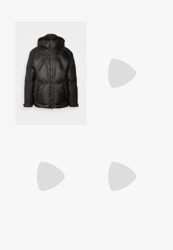 Colmar Originals MAN JACKET - Dunjacka - black; Mörk marinblå polokragetröja i fint stickat tyg, med långa ärmar och en åtsittande, hög halsringning. Inga synliga mönster eller accenter.; Svarta denimjeans med rak passform, utrustade med knapp- och dragkedjestängning, fem fickor och diskreta sömnadsdetaljer.; Svart läder snörsko med rund tå, slät yta, minimal söm och låg gummihäl. Logotyp på hälen.