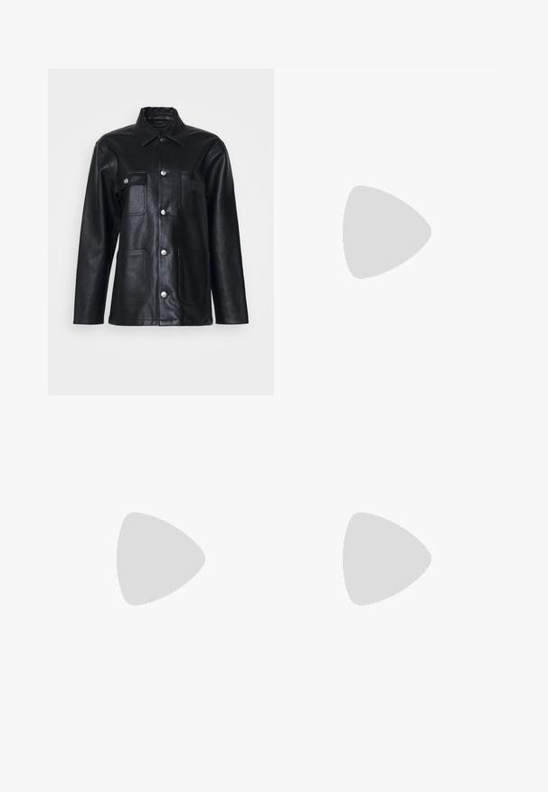 Giacca di pelle nera con colletto, chiusura frontale con bottoni, due tasche sul petto e due tasche inferiori. Presenta dettagli in metallo argentato.; Weekday FITTED TANK 2 PACK  - Top - white/black; Pantaloni corti in pelle nera con taglio dritto, dotati di due tasche frontali e dettagli di cucitura sottili. Texture liscia e materiale resistente.; Scarpe Nike con una combinazione di colori blu chiaro e marrone, realizzate in materiale mesh e gomma, con accenti rossi a contrasto e una suola texturizzata.
