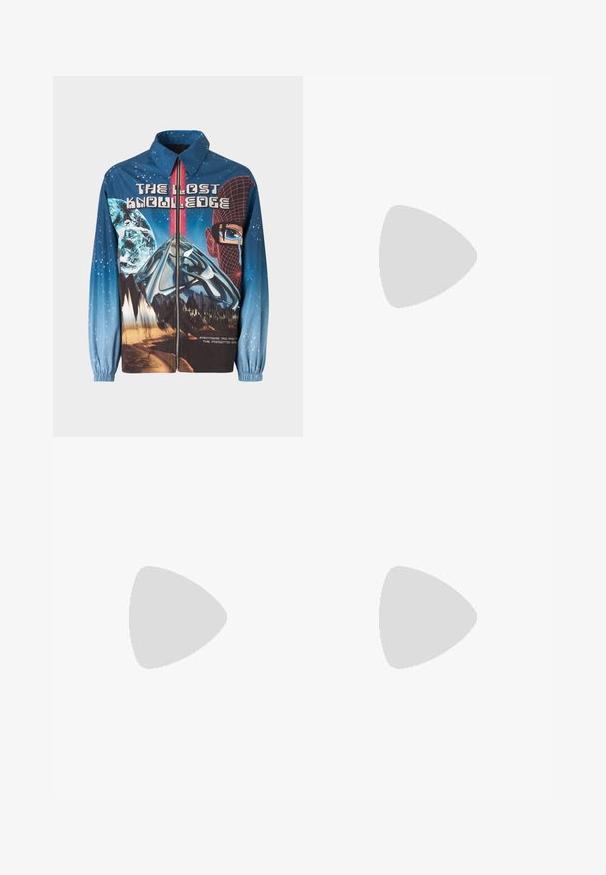 Dhruv Kapoor Bomber Jacket - blue; Billionaire Boys Club DUCK VARSITY - Print T-shirt - white; Billionaire Boys Club OVERSIZED ARCH LOGO  - Tracksuit bottoms - black; Filling Pieces CRUISER CRUMBS  - Trainers - white/black