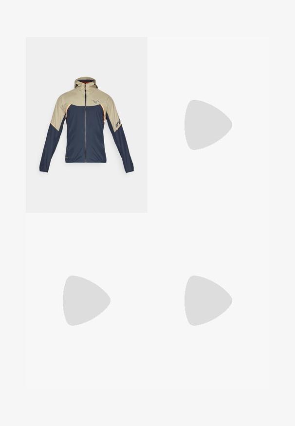 Dynafit ALPINE GORE TEX JACKET - Hardshell jakna - rock khaki; Črna bombažna majica s krožnim izrezom, kratkimi rokavi in majhnim zelenim krokodilovim logotipom na levem prsnem delu. Gladka tekstura, sproščen dizajn.; Bele športne hlače z elastikastim pasom, z black stranskimi črtami in manšeti. Narejene iz mehkega blaga z gladko teksturo.; Črne atletske čevlje s teksturirano zgornjim delom, tremi vodoravnimi črtami in belim podplatom z vzorčnim profilom. Lahka in aerodinamika oblika.