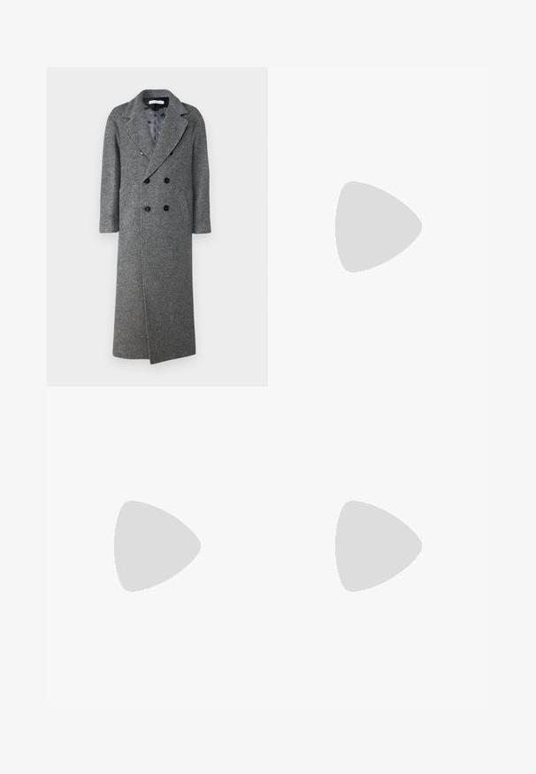 STUDIO ID TYLER COAT - Palton clasic - grey; Cămașă neagră cu nasturi, confecționată dintr-un material neted, având un guler clasic, două buzunare frontale și mâneci lungi cu manșete cu nasturi.; Pantaloni negri dintr-un material neted, cu un design drept, două pliuri frontale și un tiv standard cu bucle pentru curea.; Pantofi negri din piele cu un finisaj neted, dotati cu sireturi si varf rotunjit, asortați cu pantaloni kaki rulați.