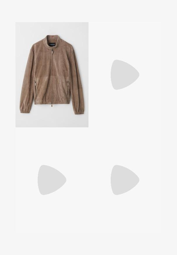 Emporio Armani BLOUSON JACKET - Veste en cuir - light brown; Emporio Armani T-shirt imprimé -  brown; Emporio Armani 5 POCKETS PANT - Jean slim - medium blue denim; Emporio Armani FUNN - Baskets basses - black