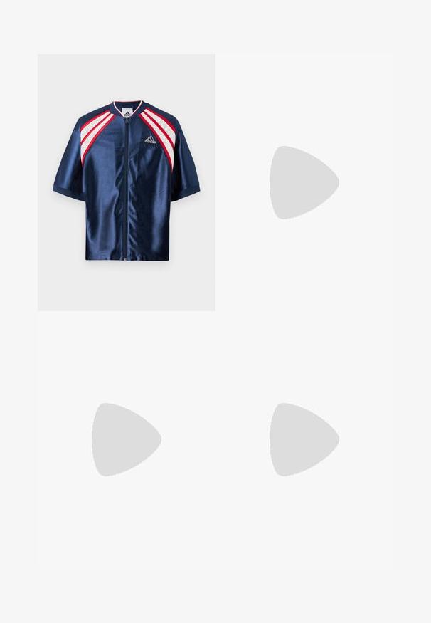 Jūras bruņotā spēka satīna sporta jaka ar īsām piedurknēm, kurai ir balts siets un sarkani akcenti uz pleciem, rāvējslēdzēja aizdare un Adidas logo uz krūtīm.; Balts kokvilnas T-krekls ar īsām piedurknēm, kuram ir neliels zaļš Adidas logo kreisajā krūtīs. Vienkāršs, klasiskas dizaina ar noapaļotu dekoltē.; Melni sporta bikses no viegla auduma, ar virvju jostu un baltām sānu svītrām. Brīvs piegriezums ar gludu tekstūru.; Melnas un baltas kedas ar zamša un ādas augšdaļu, kas aprīkotas ar trim baltām svītrām, perforētu purngali un gumijas zolēm.