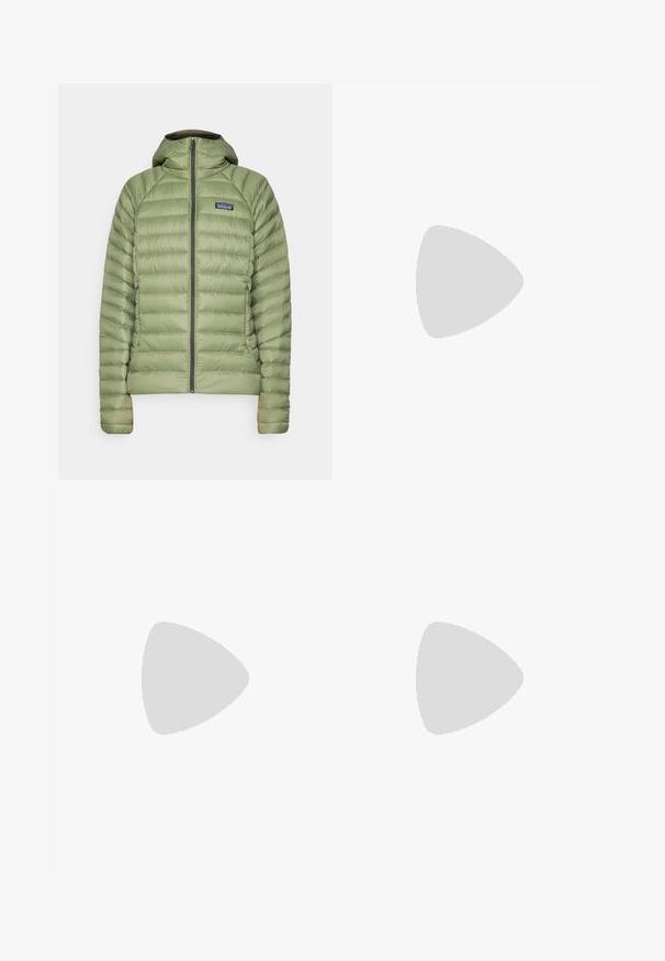 Patagonia SWEATER HOODY - Μπουφάν με πούπουλα - terrain green; Μακρυμάνικο σκούρο γκρι πουκάμισο με γραφικό κόκκινων δέντρων και βουνών; το λογότυπο "COLUMBIA" σε έντονο λευκό κείμενο. Μαλακό ύφασμα, τυπικός στρογγυλός λαιμός.; Ναυτικού χρώματος παντελόνι από λείο ύφασμα, με κλείσιμο μπροστά με κουμπί, σε εφαρμοστό σχέδιο και πτυχώσεις στα γόνατα.; Columbia PEAKFREAK - Παπούτσια πεζοπορίας - black