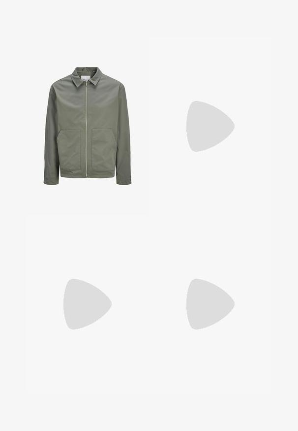 Jack & Jones JJWINSON WORKER - Veste légère - agave green; T-shirt blanc à manches courtes en tissu doux. Encolure ronde, coupe décontractée et design simple sans embellissements ni motifs.; Pantalon khaki avec une coupe droite, doté d'une fermeture à bouton et d'un devant plissé. Fabriqué en tissu lisse avec une finition mate.; Baskets en daim beige avec des accents en cuir blanc et des semelles en caoutchouc marron. Présentent un bout rond, des lacets et un logo doré sur le côté.; Lunettes de soleil noires rectangulaires avec des verres foncés, arborant une monture épaisse, des accents subtils sur les côtés et aucun logo visible en dehors du nom de la marque.