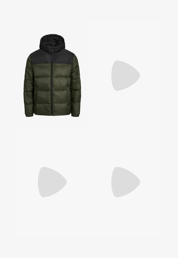 Jack & Jones Winterjacke - rosin; Junge Person mit geflochtenem Haar, die ein hellgraues Nike-T-Shirt und schwarze Nike-Shorts trägt, vor einem einfarbigen weißen Hintergrund.; Beige Cargo-Hosen aus leichtem Baumwollmaterial. Mit elastischen Bündchen, mehreren Seitentaschen und einem Knopfverschluss.; Weiße Leder-Sneaker mit Perforationen, runder Zehenpartie, flacher Sohle und dicken Schnürsenkeln, mit sichtbar eingesticktem Swoosh-Logo und "AIR" an der Ferse.