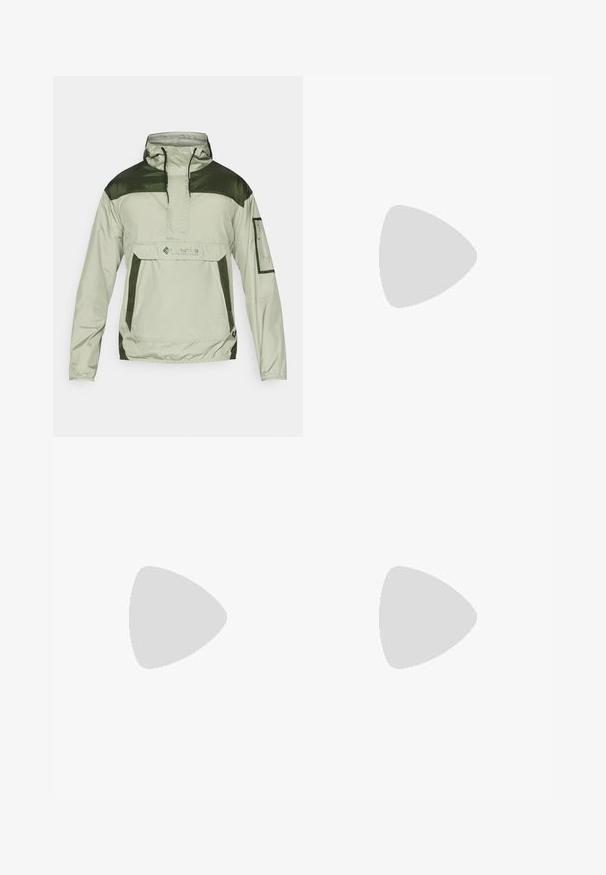 Columbia CHALLENGER™ - Vindjacka - safari/greenscape; Svart kortärmad T-shirt i lättviktig tyg. Har en liten vit logotyp på vänster bröst och subtila axeltoner.; Svarta träningsbyxor tillverkade av lättviktsmaterial, med dragsko i midjan, sidofickor och avsmalnande muddar vid anklarna.; Grå trail löparskor med en texturerad ovandel, hållbar gummisula och förstärkt tåparti. Har snören och logotyp på sidan.