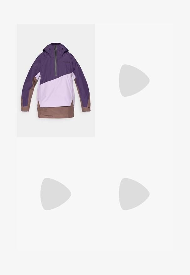 Ljubičasti i svijetlo lavanda bundica s polu-zipom, podesivim kapuljačom i smešnim obrubom. Ima geometrijsko blokiranje boja i detalj s logotipom.; The North Face SHADOW LONG SLEEVE - Top dugih rukava - black; Crne vodootporne hlače napravljene od lagane tkanine, s elastičnim pojasom, bočnim džepovima i logotipom na lijevoj nozi.; Crni atletski tenisice s Gore-Tex gornjom, bijelim prugama, ljubičastim akcentima, debelim sivim potplatom i teksturiranim sivim donjim dijelom za bolju prionljivost.