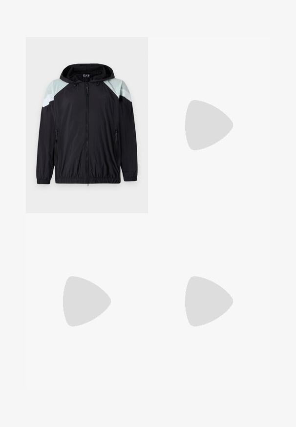 Jachetă neagră ușoară cu glugă, având accente mint verzi pe umeri și detalii cu dungi albe. Include buzunare cu fermoar și mansete elastice.; Tricou alb din bumbac, cu guler rotund și mâneci scurte, având un logo auriu EA7 Emporio Armani imprimat pe față.; Shorts atletici negri dintr-un material moale, având o talie elastică și un mic logo galben EA7 pe partea inferioară a piciorului stâng.; Sneakers din piele albă cu un finisaj neted, vârf rotund, șireturi plate și o talpă texturată. Prezintă un logo subtil pe călcâi.