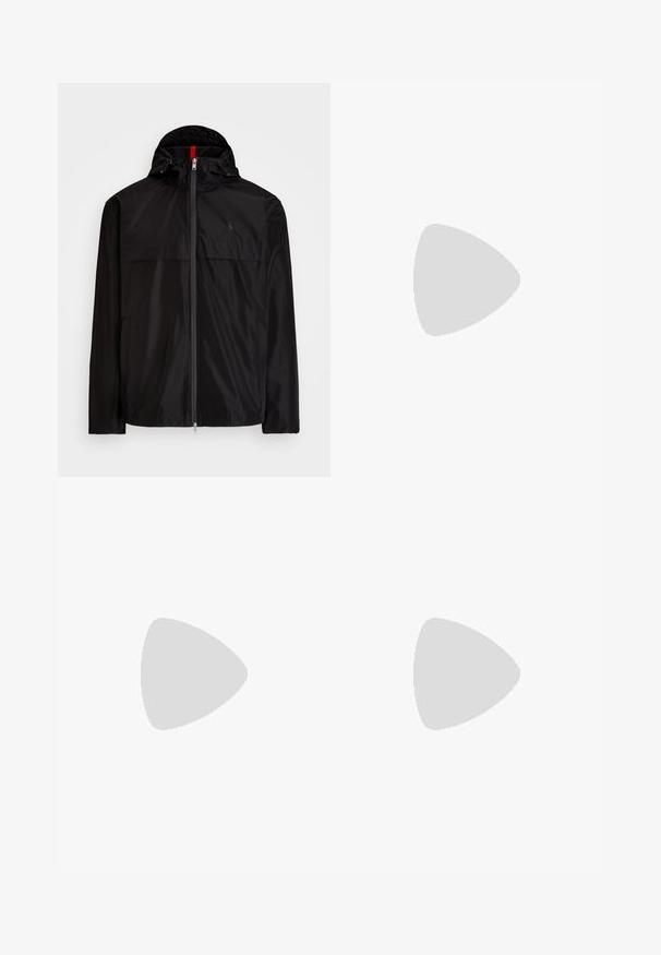 Polo Ralph Lauren FULL-ZIP HOODED JACKET - Tunn jacka - black; Brun rundhalsad tröja gjord av mjukt tyg, med ribbade muddarna och nederkant, med en liten, mörkblå broderad logotyp på bröstet.; Beige bomullsbukser med rak skärning, utrustade med bälteshällor, flat framsida och skräddarsydda fållar. Slät textur och minimal detaljer.; Bruna läderskon för båt, med snörning, gyllene ögla och krämfärgad gummisula. Utformad med ett upphöjt sömnads-mönster på tån.