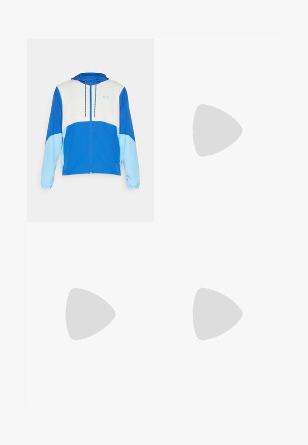 Under Armour LEGACY  - Vējjaka - tech blue/horizon blue; Baltas īsajiem piedurknēm sporta krekls, izgatavots no gludas auduma. Tam ir apaļa kakla izgriezums un pelēks logo uz kreisās krūtis, kā arī sānu šķēlumi apakšmalā.; Pelēki sporta šorti ar gludu, vieglu audumu un elastīgu jostasvietu, kurām ir iekšējas kompresijas šorti un sānu kabatas.; Balti sporta apavi ar teksturētu adītu augšdaļu, saites slēgšanu, mīkstu zoli un izteiksmīgu zīmola detaļu sānos.