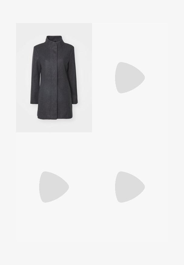 Anthrazitgrauer Wollmantel mit hohem Kragen, langen Ärmeln und geradem Schnitt. Verfügt über ein sauberes, minimalistisches Design ohne sichtbare Verschlüsse.; Weißes Langarm-Turtleneck-Oberteil aus glattem, elastischem Stoff. Mit hohem Kragen und tailliertem Schnitt, ohne sichtbare Muster oder Verzierungen.; Hellblau weite Jeans aus Denim, mit hoher Taille, fünf Taschen-Design und subtilen Ausbleichungen für einen eingesessenen Look.; Weiße Plateausneaker aus glattem Kunstmaterial, mit runder Zehenform, Schnürdesign und einer strukturierten Gummisohle. Schwarzer Fersenakzent.