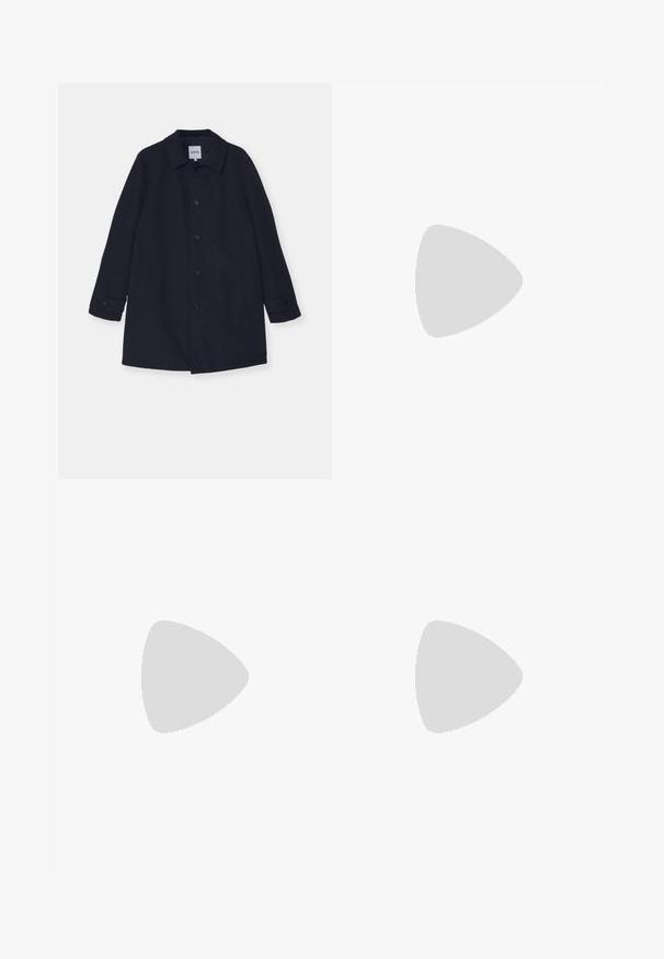 ASPESI VODKA - Short coat - blu navy/navy blue; Tiger of Sweden PRO - Basic T-shirt - black; Tiger of Sweden TENUTA - Chinos - black; Tiger of Sweden ACADEMI - Slip-ons - black
