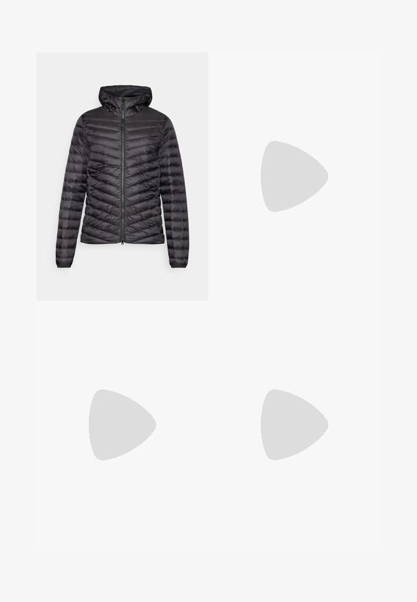 ODLO JACKET INSULATED X-ALP PACKABLE - Gewatteerde jas - black; Zwarte T-shirt met korte mouwen van katoen, voorzien van een ronde halslijn en een klein wit logo op de bovenste linkerkant van de borst.; The North Face WINTER EXPLORATION TAPERED CARGO - Outdoorbroeken - black; Zwarte sportieve sneaker met een bovenkant van mesh, rubberen zool en een zachte kraag. Voorzien van veters, een logo op de zijkant en een gestructureerd ontwerp.