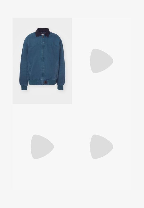 Carhartt WIP SANTA FE JACKET - Light jacket - deep lagoon/black; Short-sleeve button-up shirt in light blue fabric, featuring a pointed collar and a black logo printed on the left chest area.; Black cargo pants with a straight leg design. Made from durable fabric, featuring two side pockets with flap closures and a button fly.; Nike Sportswear PULSE - Trainers - black/anthracite