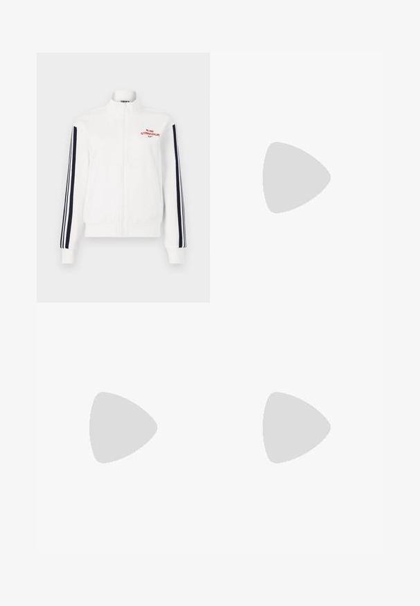 Witte zip-up jacket met hoge kraag, marineblauwe strepen op de mouwen en rode "MILANO GYMNASIUM" tekstlogo. Gladde textuur en slim fit ontwerp.; Witte mouwloze tanktop van zacht, geribbeld materiaal; heeft dunne schouderbandjes en een ronde halslijn, label leest "FRAME."; Gehaakte witte midi rok met een textuurpatroon met verticale lijnen en uitsparingen nabij de zoom. Elastische tailleband. Zacht materiaal.; Zwarte leren ballerina met een ronde neus, gladde textuur, minimale stikdetails en een flexibele zoolontwerp.; Bruine leren handtas met een klep sluiting, gouden hardware, een schouderband en een gladde textuur. Compact rechthoekige vorm.