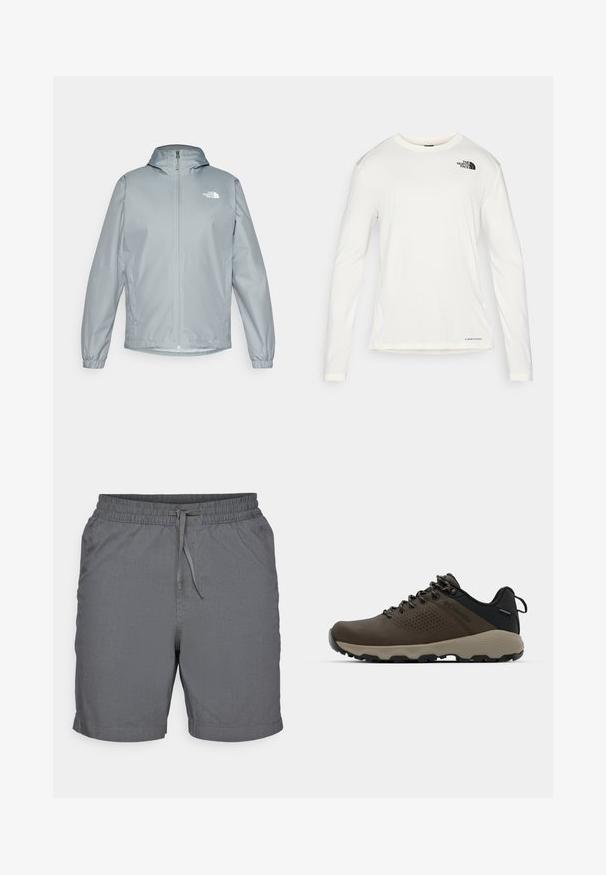 Svijetlosiva jakna na vjetar s kapuljačom, elastičnim manžetama, prednjim zipom i bijelim logom na lijevoj strani prsa. Glatki, vodootporni materijal.; Bijela majica dugih rukava s okruglim izrezom, teksturirana tkanina, crni logo na lijevom ramenu i suptilno brendiranje pri dnu.; Sive kratke hlače izrađene od lagane tkanine s elastičnim pojasom i vezicom. Imaju glatku teksturu i duljinu iznad koljena.; Smeđe vodootporne tenisice s teksturiranom gornjom i perforiranim detaljima, crnom potporom za petu i sivim gumiranim potplatom. Čipke su stilizirane s metalnim krajevima.