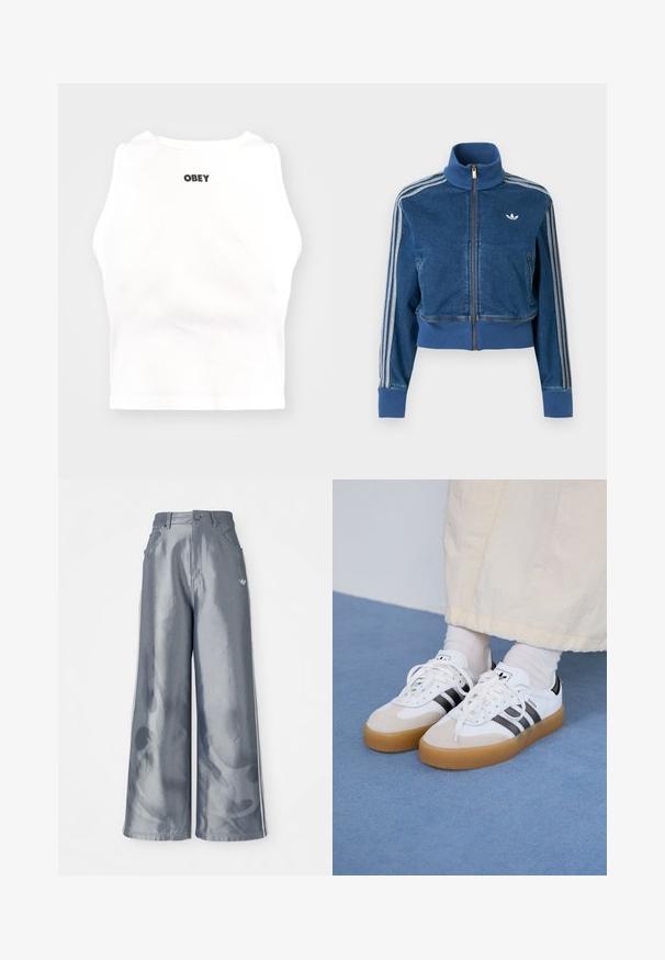 Modrá džínová bunda na zip s vysokým límcem, žebrovanými manžetami a třemi bílými pruhy podél rukávů. Na hrudi je malý logo.; Obey Clothing BOLD - Top - white; Kalhoty s širokými nohavicemi z lesklého šedého materiálu, se bílými bočními pruhy a plamenným vzorem na spodní části nohavic. Zapínání na knoflík a zip v pase.; Bílé tenisky s černými pruhy a béžovými semišovými akcenty. Mají texturovanou gumovou podrážku a ploché bílé tkaničky, nošeny s světlými ponožkami.