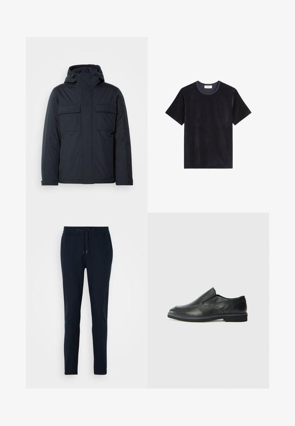 Marineblaue isolierte Jacke mit Kapuze, ausgestattet mit zwei großen frontalen Taschen und einer glatten, matten Oberfläche. Mit einem Reißverschluss vorne.; Dunkelblaues Baumwoll-T-Shirt mit kurzen Ärmeln, Rundhalsausschnitt und einer glatten, sanften Textur. Minimalistisches Design, keine Muster oder Verzierungen.; Helles Marineblau Jogginghosen aus weichem Stoff mit elastischem Bund, verstellbarem Kordelzug und schmal zulaufendem Bein.; Schwarze Leder-Slipper mit glattem Obermaterial, gesteppten Akzenten, runder Zehenpartie und niedrigem Gummiabsatz. Die Sohle hat ein minimales Profil.