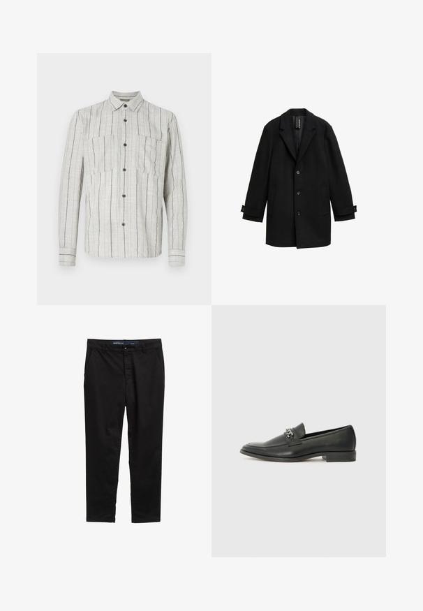 Zwart wollen blend jas met getailleerde revers, enkelknopen ontwerp, drie knopen aan de voorkant, twee zijzakken en verstelbare manchetten.; Lichtgrijs langemouwshirt van textuurstof met marineblauwe verticale strepen, voorzien van twee borstzakken en donkere knopen.; Zwarte chino's gemaakt van een katoenmix. Heeft een rechte pijpdesign, twee zijzakken en een metalen knoopsluiting in de taille.; Zwarte leren instapper met een gladde afwerking, voorzien van een gestikt ontwerp en een decoratieve metalen kettingaccent over de wreef. Platte hak.