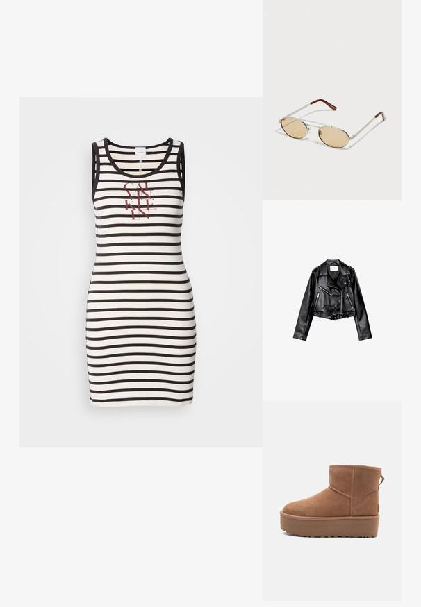 Černá zkrácená kožená motorkářská bunda s asymetrickým předním zipem, patentkami a čtyřmi zipy. Obsahuje nastavitelné pásmo v pase.; Bezramenné šaty vyrobené z bavlny s černobílými horizontálními pruhy. Na přední straně se nachází potištěné logo v červené barvě. Obepínající střih.; Hnědé semišové kotníkové boty s platformou, zaoblenou špičkou a prošíváním; mají poutko vzadu pro snadné obouvání.; Kovové sluneční brýle s oválnými, světle hnědými tónovanými skly. Úzký stříbrný rám s texturovanými akcenty a červenohnědými konci na nožičkách.