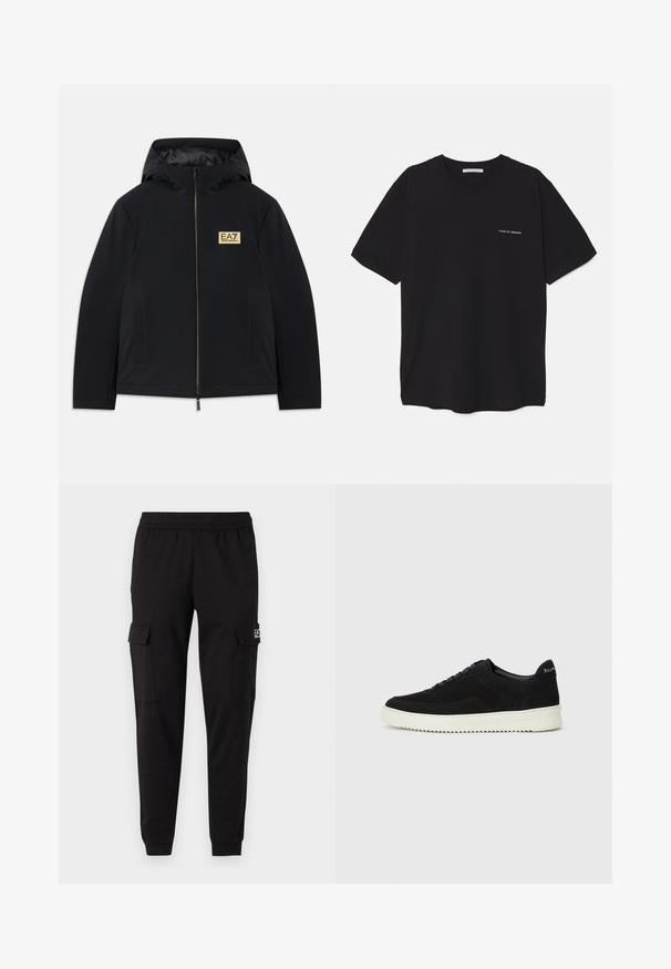 Casaco isolado preto com capuz, apresentando um logótipo dourado, fecho frontal e bolsos laterais. Textura suave com um design minimalista.; T-shirt preta de algodão com gola redonda, mangas curtas e impressão de logó tipo branca no lado esquerdo do peito. Design simples, de cor sólida.; Calças cargo pretas com uma cintura elástica, dois bolsos laterais e detalhe do logotipo no lado esquerdo. Textura suave, afunilando nos tornozelos.; Sapatilhas de camurça pretas com design de atacadores e sola de borracha branca em contraste. Apresenta painéis laterais texturizados e uma marcação discreta no calcanhar.