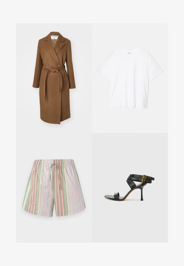 Hnědý kabát z vlny s dvojitým zapínáním, širokými klopami, páskem v pase a dvěma postranními kapsami. Hlazená textura a přizpůsobený střih.; Bílý bavlněný tričko s krátkým rukávem, kulatým výstřihem, volným střihem a šitým lemem. Nálepka viditelná na vnitřní straně výstřihu.; Proužkované bavlněné kraťasy s páskem na stažení. Obsahují zelené, růžové, fialové a krémové vertikální pruhy. Měkká textura, uvolněný střih.; Černé sandály na podpatku s kříženými popruhy a nastavitelnou sponou. Mají hladký povrch a špičatý stiletto podpatek.