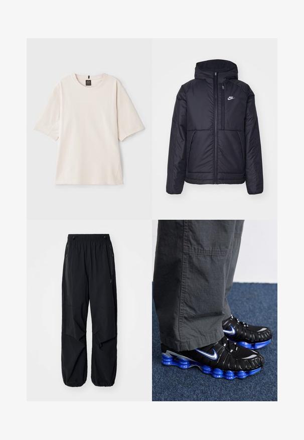 Giacca Nike nera, imbottita, con zip frontale e cappuccio. Presenta un logo bianco sul lato sinistro del petto e doppie tasche frontali. Texture esterna liscia.; T-shirt beige chiaro realizzato in cotone morbido. Presenta un collo rotondo, maniche corte e una vestibilità rilassata con dettagli sulle cuciture laterali.; Pantaloni cargo leggeri neri con elastico in vita, zip laterali e tasche ampie. Caratterizzati da una vestibilità comoda e fondi a gamba affusolata.; Scarpe sportive nere con dettagli blu e argentati, caratterizzate da una tomaia testurizzata, un design audace della suola e un sistema di allacciatura. Posizionate su un tappeto blu.