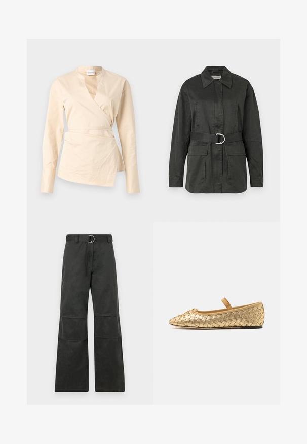 Sötétzöld, pamut keverékből készült munkakabát, hegyes gallérral, elülső zsebekkel, ezüst színű, kerek csattal ellátott övvel és laza szabással.; Beige, pamutból készült, kötött ing, hosszú ujjakból, mély V-kivágással és oldalsó nyakkendős részlettel a forma és a struktúra érdekében.; Fekete, bő szárú nadrág közepes derékkal, ezüst színű kör alakú csattal ellátott övvel, térd foltokkal részletezve.; Loeffler Randall LEONIE SOFT BALLET FLAT - Bokapántos balerina cipők - gold