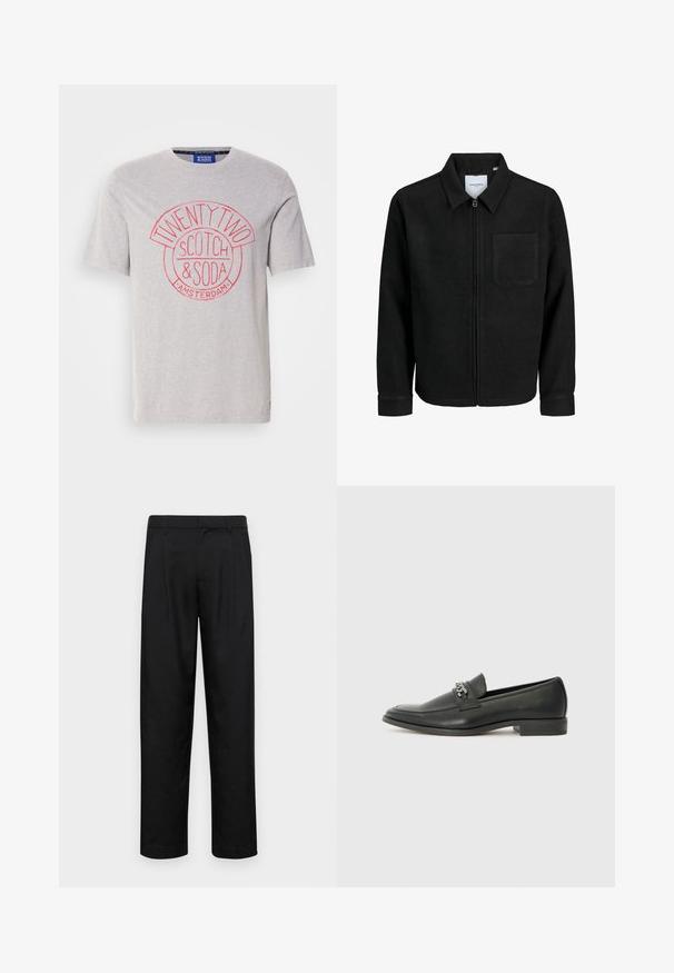 Jachetă neagră cu fermoar, cu guler și un singur buzunar pe piept, expusă pe fundal alb.; Tricou din bumbac gri, cu un print grafic rotund roșu, pe care este scris "TWENTY TWO", "SCOTCH & SODA" și "AMSTERDAM". Mâneci scurte, croială standard.; Pantaloni negri dintr-un material neted, cu un design drept, două pliuri frontale și un tiv standard cu bucle pentru curea.; Pantofii negri din piele cu un finisaj neted, având un design cusut și un accent decorativ de lanț metalic peste partea de sus. Toc plat.