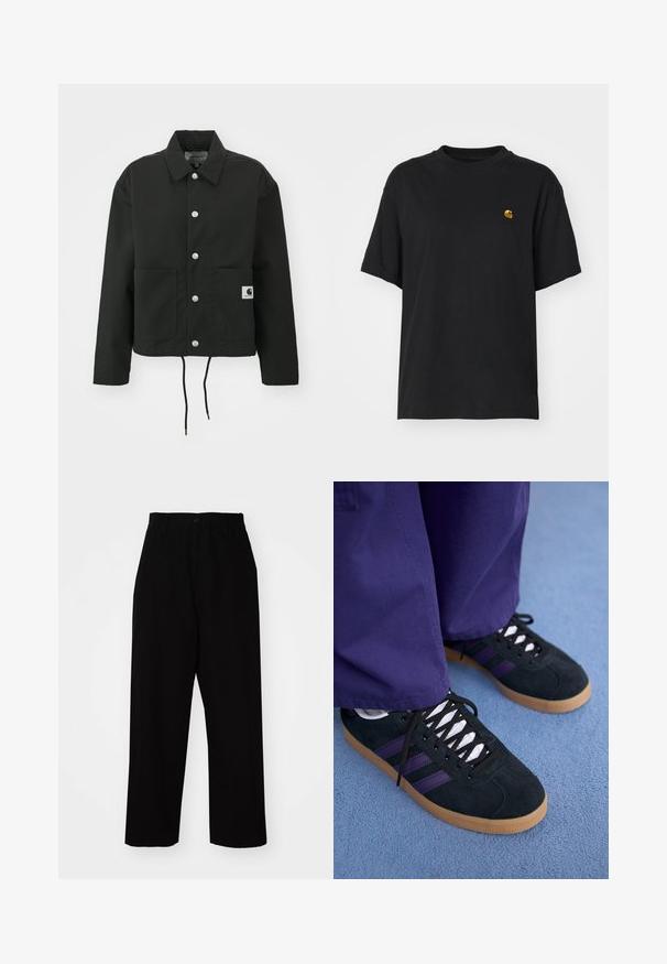 Schwarz gekürzte Jacke aus strapazierfähigem Stoff. Mit klassischem Kragen, silbernen Druckknöpfen, zwei Fronttaschen und verstellbarem Kordelzug am Saum.; Schwarzes Baumwoll-T-Shirt mit lockerer Passform. Hat einen Rundhalsausschnitt und kurze Ärmel. Enthält ein kleines, goldfarben gesticktes Logo auf der Brust.; Schwarze Hosen aus robustem Baumwollstoff. Sie verfügen über ein gerades Bein-Design, Gürtelschlaufen, einen Knopfverschluss und einen sauberen Saum.; Schwarze Wildledersneaker mit lila Streifen, weißen Schnürsenkeln und Gummisohlen. Getragen mit lockeren lila Hosen, vor einem blauen Hintergrund.