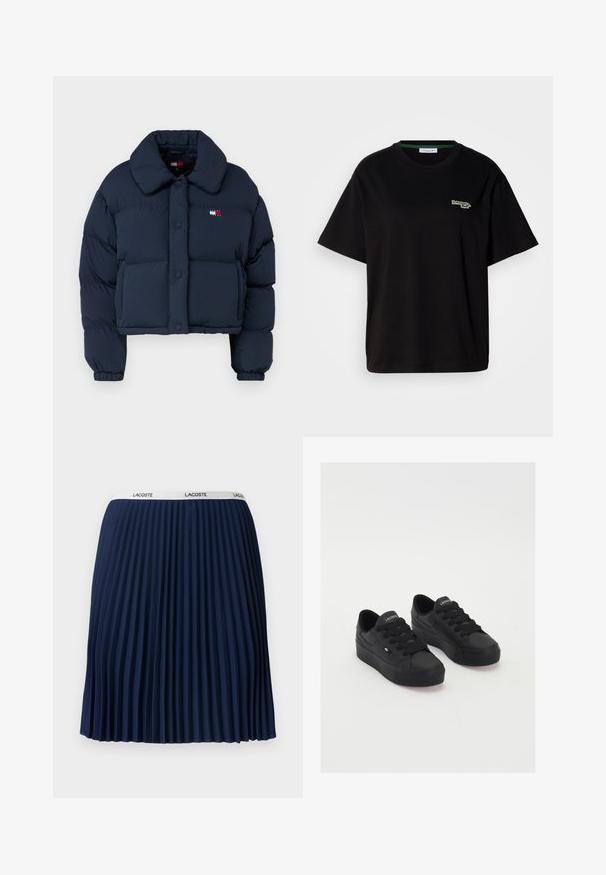 Marinblå puffjacka med en kort design, som har en stor krage, framknappar och en liten logotyp med röda och vita accenter på bröstet.; Svart bomullströja med kort ärm, med en liten grön logotypaccent på vänster bröst. Klassisk rund halsringning, avslappnad passform.; Marinkolorerad plisserad kjol med strukturerad design, elastisk midja med "LACOSTE"-logotyp och slät tyg.; Svart lågtopp sneakers av slätt material, med tjocka snören, en mönstrad sula och en liten logotyp på sidan och tungan.