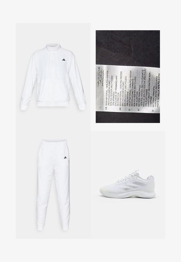 Weiße Sportjacke mit Stehkragen, langen Ärmeln und Reißverschluss vorne. Mit einem schwarzen Logo auf der oberen linken Seite. Glatte Textur.; Weißes Stoffetikett mit schwarzem Text, der die Materialien detailliert: 100% recyceltes Polyester, 82% Polyester, 18% Spandex; enthält mehrere Sprachen.; Weiße Sporthose mit elastischem Bund und Bündchen. Verfügt über Seitentaschen und ein kleines schwarzes Logo am linken Oberschenkel. Glatter Stofffinish.; Weißer Sportschuh aus Mesh-Obermaterial, mit drei strukturierten Streifen an der Seite, Schnürverschluss und gepolsterter Sohle für Sport oder Freizeit.