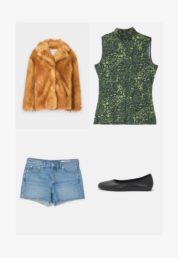 Kort brun kunstpelsjakke med bred krave, åben front og en blød, struktureret overflade med en regulær pasform og uden synlige lukninger.; Ærmeløs turtle neck top i grøn og mørkeblå mønster, med et struktureret, organisk design. Blødt stof med en afslappet pasform.; rag & bone Denimshorts - light blue; Sort læderballetsko med rund tå, glat tekstur, minimal syning og et fleksibelt såldesign.
