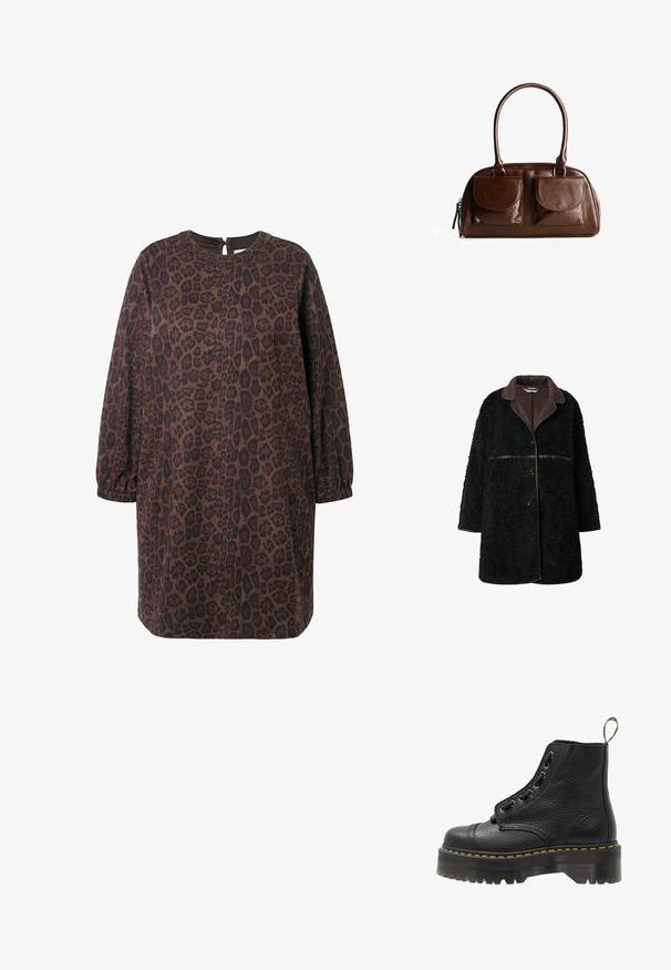 Schwarzer Plüschmantel mit braunem Wildlederkragen, Knopfverschluss und strukturiertem Außenstoff. Die Ärmel und der Saum sind leicht oversized.; Braun gepunktetes Kleid aus weichem Stoff, mit langen Ärmeln, einem runden Ausschnitt und einem Schlüssel-Schlitz-Detail auf der Rückseite.; Schwarze Leder-Ankle-Boots mit strukturierten Oberflächen, runder Zehenpartie, Schnürdesign, gelben Nähten und einer dicken, gerippten schwarzen Plateausohle.; Braune Lederhandtasche mit zwei Vorderklappen, abgerundeten Griffen und einem Reißverschluss an der Seite vor einem weißen Hintergrund.