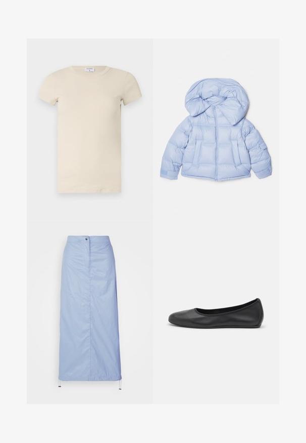Jasnoniebieska kurtka puchowa z dużym kapturem, zapinana na zamek, o pikowanym designie. Posiada dwie przednie kieszenie oraz elastyczne mankiety dla lepszego dopasowania.; Kremowa, prążkowana koszulka z krótkim rękawem o okrągłym dekolcie, wykonana z miękkiego, elastycznego materiału. Prosty krój i dopasowany fason.; Jasnoniebieska, średniej długości spódnica wykonana z gładkiego, lekkiego materiału, o prostym kroju, z zapięciem na guzik z przodu i ściągaczem na dole.; Czarne skórzane baletki z zaokrąglonym noskiem, gładką fakturą, minimalnymi przeszyciami i elastycznym designem podeszwy.