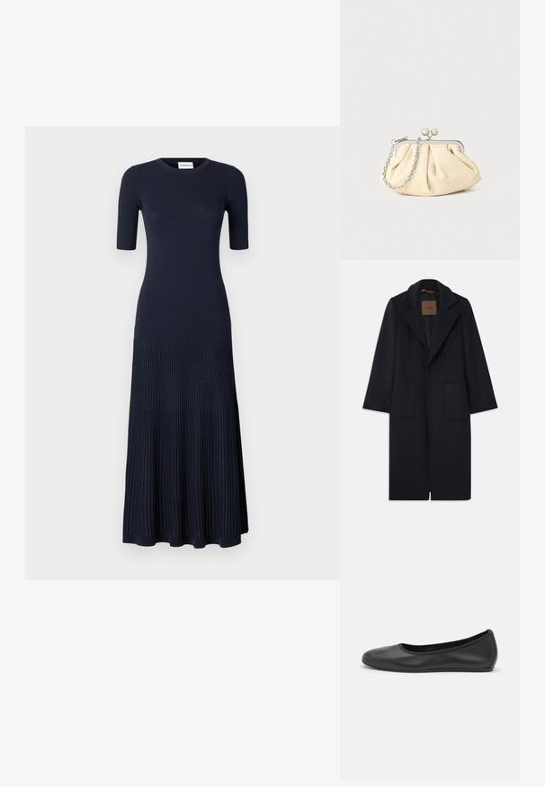 Merino villakangastakki, jossa on muotoiltu siluetti, lovetut kaulukset, kaksi etutaskua ja suora leikkaus. Silkkinen pinta ja hyvin vähäiset yksityiskohdat.; Tummansininen ribbed-neulemekko, jossa on lyhyet hihat, pyöreä pääntie ja levenevä hameosa. Sujuva yläosa, joka siirtyy rakenteelliseen alaosaan.; Musta nahkainen ballerina, jossa on pyöristetty kärki, sileä pinta, minimaalinen ommelkoristelu ja joustava pohjamuotoilu.; Beige nahkaista kassi, jossa on laskostus ja hopeinen metallirunko, kaksi pyöreää koristeellista solkea sekä hopeaketjuolkayh.