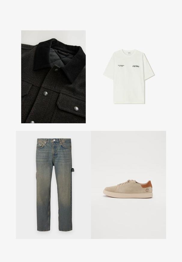 Jacke mit Fischgrätmuster in Schwarz und Braun, mit Cordkragen, Druckknöpfen und wattierter Innenausstattung. Der Stoff wirkt strukturiert.; Weißes Baumwoll-T-Shirt mit kurzen Ärmeln. Auf der Vorderseite befindet sich schwarzer Text: „NICHT MORGEN NICHT HEUTE“ und „DIE KUNST DES DIRT MOVING“ in grüner Schrift.; Dunkelblaue Jeans in hellblau mit einem ausgewaschenen Effekt, geradem Bein, fünf Taschen und Gürtelschlaufen. Verfügt über ein seitliches Riemen-Detail.; Beige Wildlederschuhe mit einem gestickten Design, hellfarbiger Gummisohle und braunen Lederakzenten an der Ferse und im Logo.