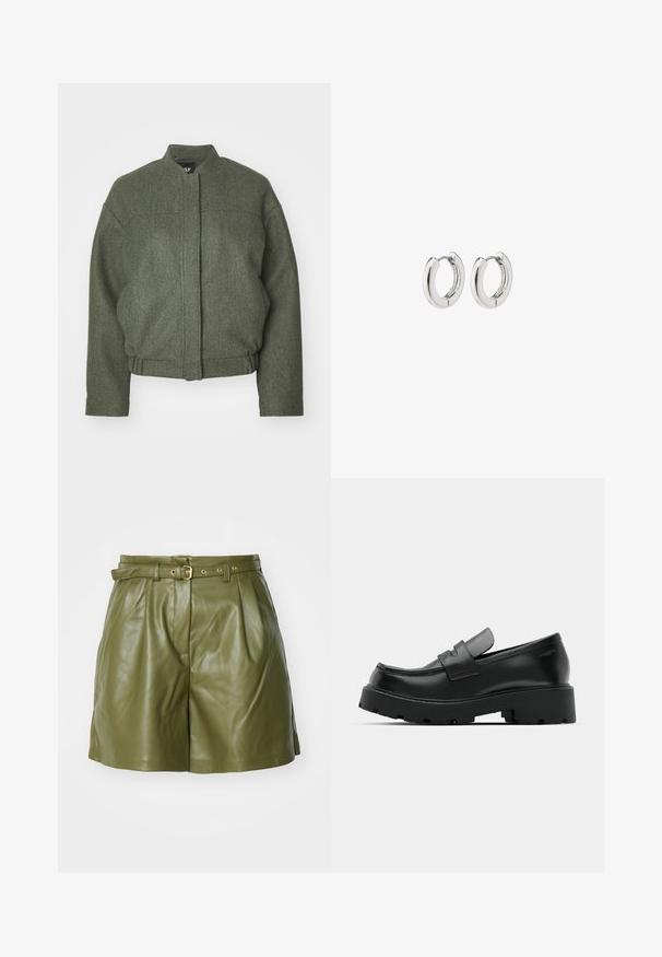 Grön ullblandad jacka med ståkrage, boxig passform, kortad nederkant och två framfickor. Texturerad tyg med minimala sömdetaljer.; Set med tre kortärmade t-shirts i svart, grått och vitt. Tillverkade av bomull, med rund hals och en enkel, enfärgad design.; Gröna läderbyxor med bältesmidja, veck och matt textur. Har en gyllene spänne och sidofickor för extra detaljer.; Svarta läderloafers med en kraftig strukturerad sula, med ett band över fotdelen och en slät, polerad yta.; Silverörhängen med en polerad yta, med en cirkelformad design och sömlösa gångjärn, med en slät textur.