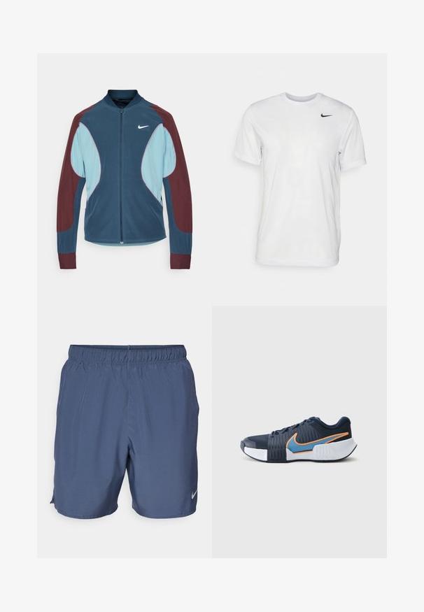 Nike Trackjacke mit Reißverschluss vorne, blauen und kastanienbraunen Paneelen, gerippten Bündchen und einem kleinen weißen Logo auf der Brust. Glatte Stoffstruktur.; Weißes T-Shirt mit kurzen Ärmeln aus glattem Stoff. Verfügt über einen runden Halsauschnitt und ein kleines schwarzes Nike-Logo auf der linken Brust.; Die grauen Nike-Shorts verfügen über einen elastischen Bund, leichtes Material und seitliche Schlitze für Beweglichkeit, mit einem kleinen Logo am unteren rechten Bein.; Sportschuhe mit einem navyfarbenen Mesh- und Synthetik-Obermaterial, orangefarbenen und blauen Akzenten, strukturierten Seiten und einer weißen Gummisohle.