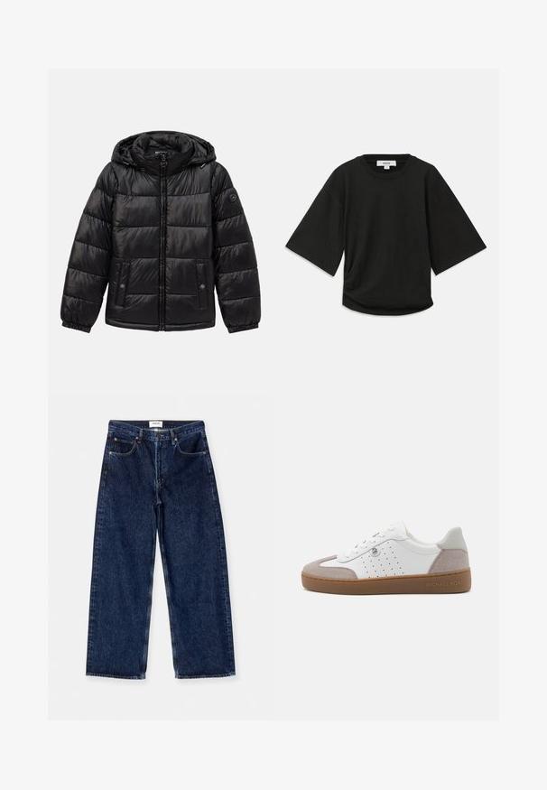 Fekete steppelt puffermellény kapucnival, cipzáros záródással, patentos zsebekkel, elasztikus mandzsettákkal és logóval a bal ujjon.; Fekete, rövid ujjú póló puha pamutból, lekerekített nyakkal és laza szabással, oldalán finom ráncolással.; Sötétkék farmer széles lábú nadrág magas derékkal, elülső zsebekkel, sima textúrával és finom varrásdíszítéssel.; Fehér bőr sneaker szürke velúr díszítéssel, perforált dizájnnal, kerek orral, lapos barna gumitalppal, és dombornyomott márkázással az oldalon.