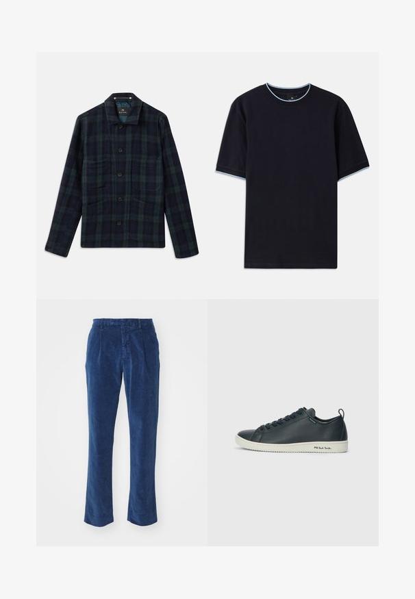 Tmavě zelená a námořnická modrá kostkovaná košile s dlouhými rukávy, límečkem a čtyřmi předními kapsami.; Tmavě modré tričko s krátkým rukávem a kulatým výstřihem, se světle modrými akcenty na límci a rukávech. Vyrobeno z měkké bavlněné tkaniny.; Modré kordové kalhoty s rovnou nohavicí, vybavené předními sklady a texturovaným povrchem. Žádné viditelné kovové prvky nebo akcenty.; Tmavě námořnické kožené tenisky s hladkým povrchem, zaoblenou špičkou, šesti očky na šněrování a kontrastní bílou gumovou podrážkou. Obsahují značení na boku.