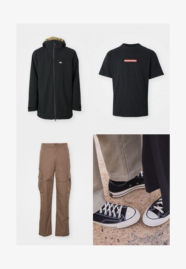 Fekete vízálló dzseki, szőrmebéléses kapucnival, elülső cipzárral és logóval. Hosszú ujjakkal és állítható mandzsettákkal rendelkezik. Texturált anyag.; Fekete rövid ujjú póló, középen egy kicsi piros és fehér Quiksilver logóval, sima fehér háttér előtt.; Texturált anyagból készült barna cargo nadrág, két oldalsó zsebbel, gombos záródással és egyenes szárú fazonnal.; Fekete vászon sportcipők fehér gumi orral és fűzőkkel. A kontrasztos varrás és fém fűzőlyukak részletet adnak. Bézs nadrággal és fekete anyaggal hordva.