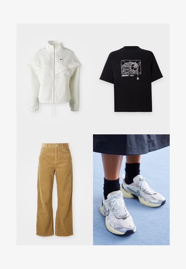 Weiße langärmlige Zip-Jacke mit hohem Kragen, cape-artigem Detail über den Schultern, elastischen Bündchen und kleinem schwarzen Nike-Logo auf der Brust.; Schwarzes T-Shirt aus Baumwolle mit kurzen Ärmeln. Mit einem weißen Spinnennetz-Graphic und Logo auf der Vorderseite. Einfacher runder Ausschnitt.; Heller brauner Cord-Hosen im weiten Schnitt, mit einem strukturierten Rippmuster, fünf Taschen und einem Knopfverschluss an der Taille.; Weiße und silberne Nike-Sneaker aus Mesh-Gewebe, mit reflektierenden Akzenten und einer beigen Sohle. Getragen mit schwarzen Socken und stehend auf einer blauen Fläche.